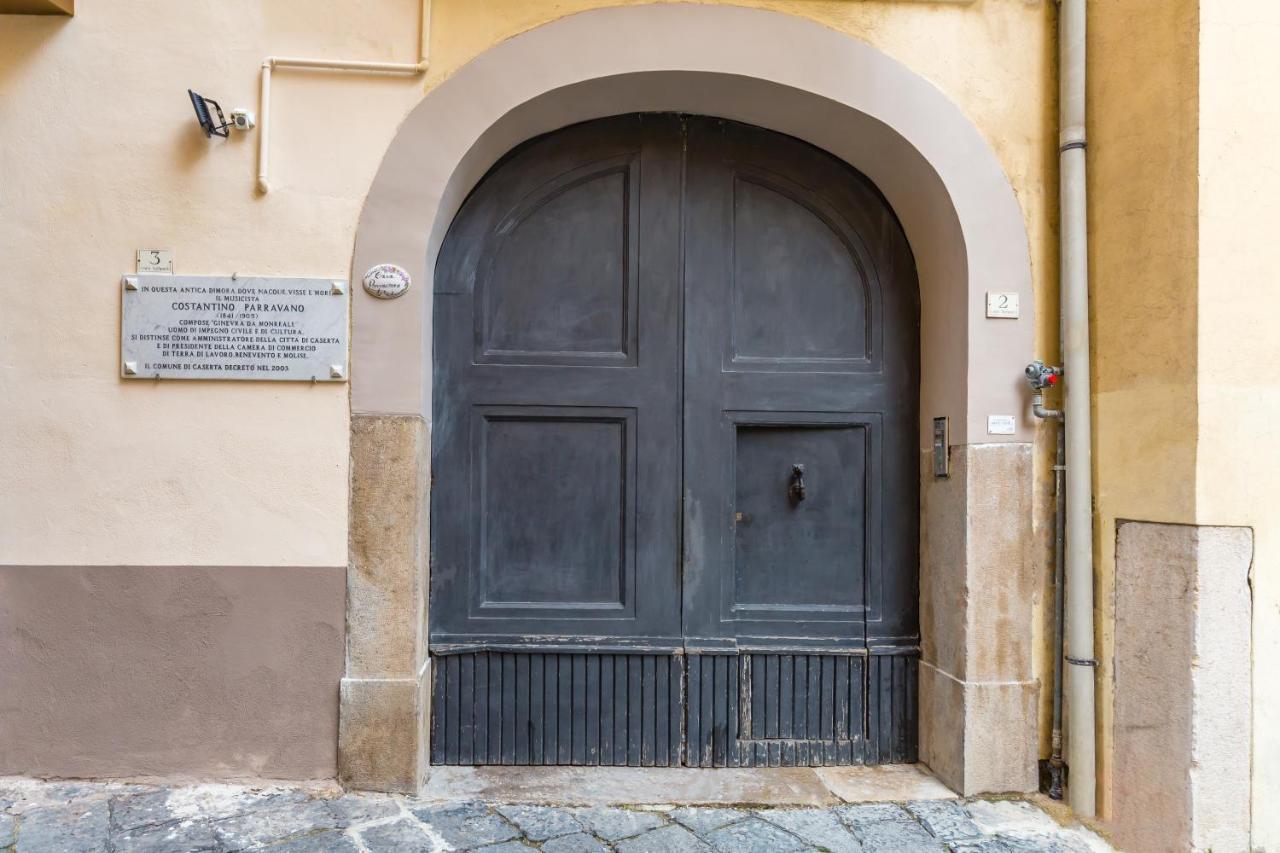 Casa Parravano กาแซร์ตา ภายนอก รูปภาพ